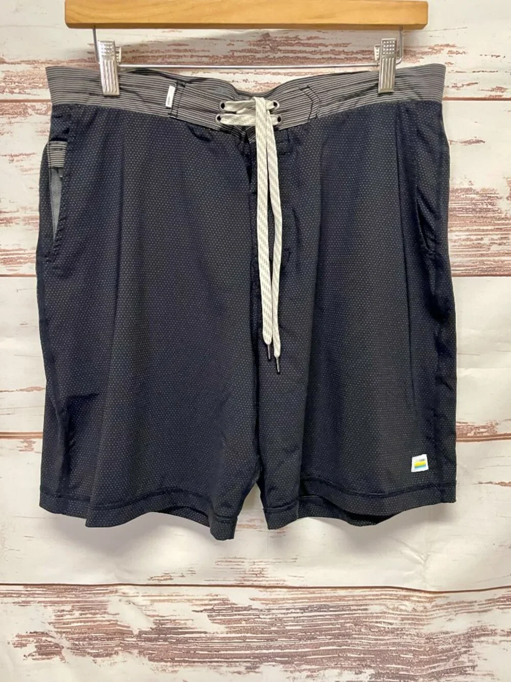 Vuori Evolution Board Shorts Microdot pattern